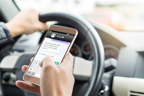 why is texting and driving dangerous essay