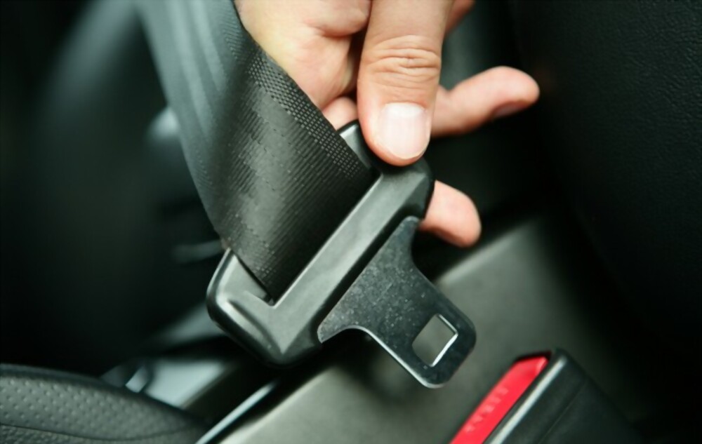 https://www.stewartlawoffices.net/wp-content/uploads/2021/12/Not-Wearing-a-Seat-Belt-Car-Accidents.jpg
